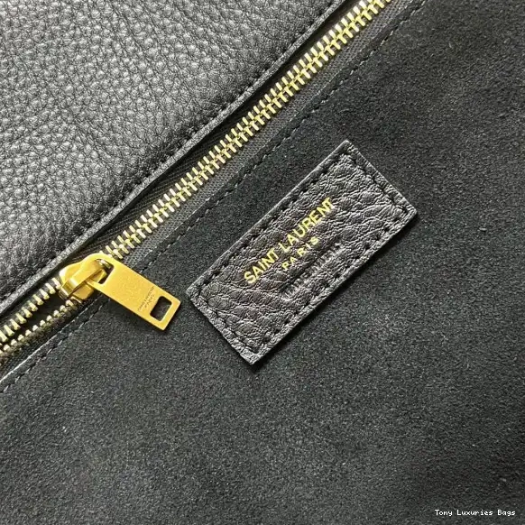 Tony Luxuries 7 LE YSL 5 À BEA 0607